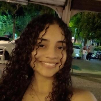 Babysitter in Maracanaú: Lidiane