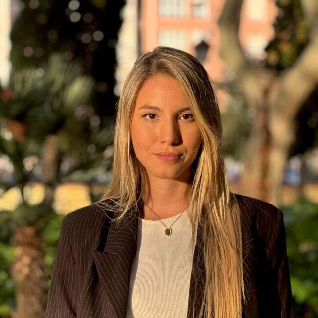 Nanny in Valencia: Maria Noe