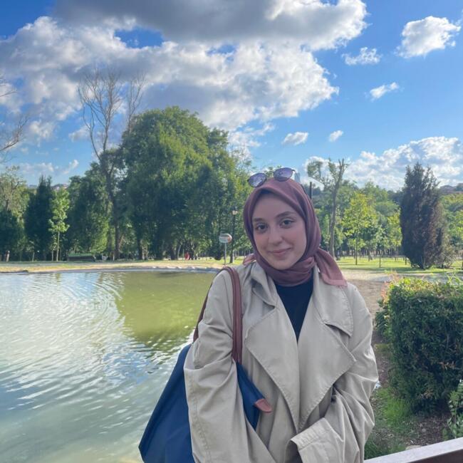 Babysitter in Üsküdar: Zeynep