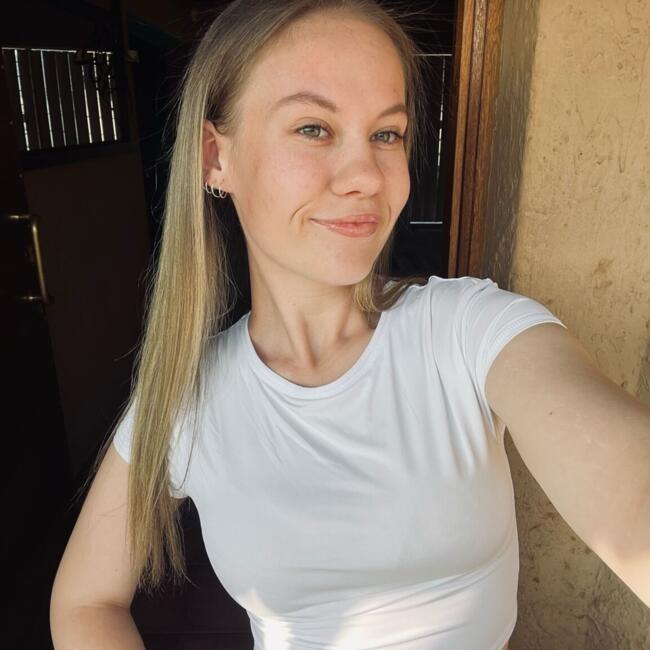 Babysitter in Brakpan: Caitlin