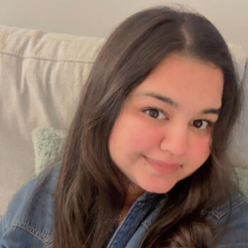 Babysitter Etobicoke: Vaibhavi