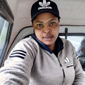 Nanny Cape Town: Yonela