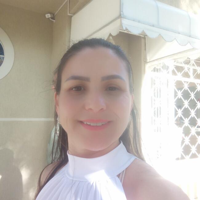Babysitter in Curitiba: Marli