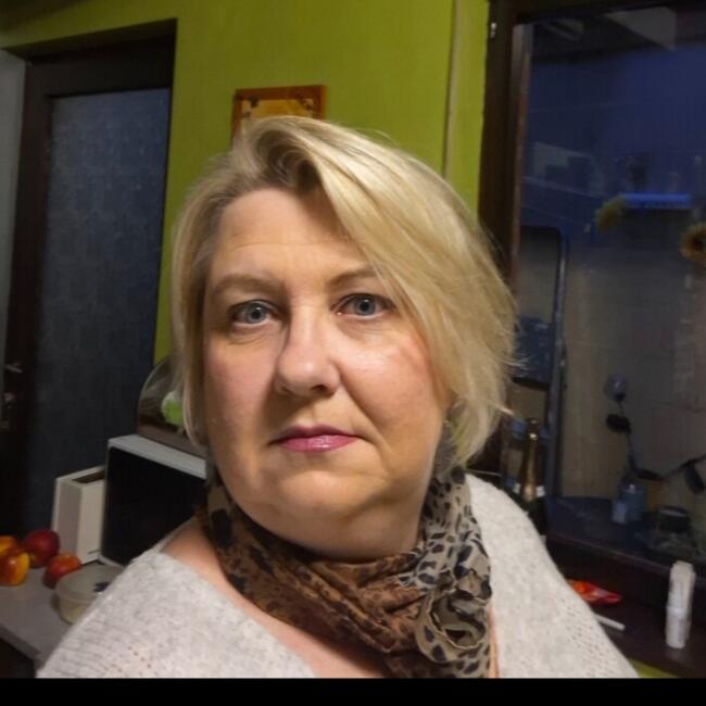 Babysitter in Namur: Isabelle