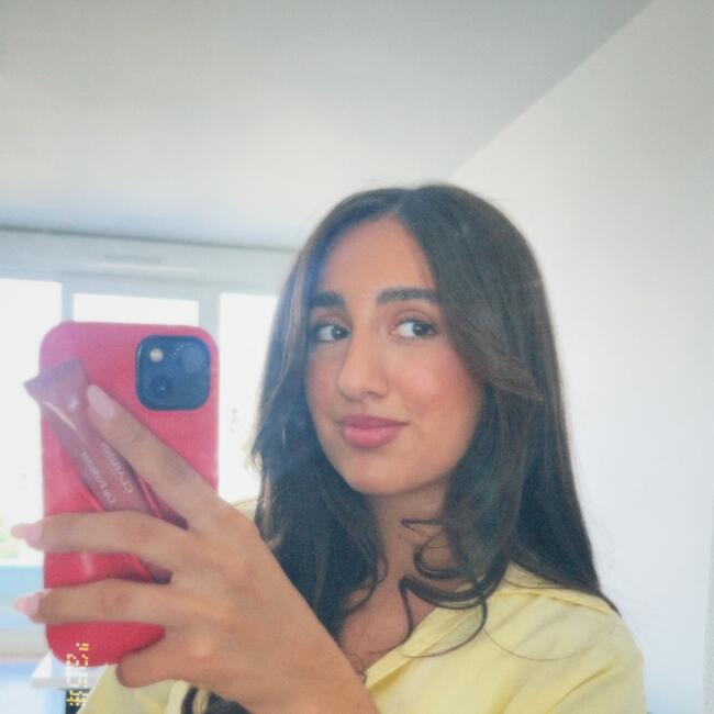 Babysitter in Dreux: Gulsu