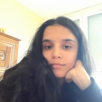 Babysitter in Évreux: Hafsa