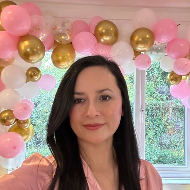 Babysitter in Beckenham: Evelyn