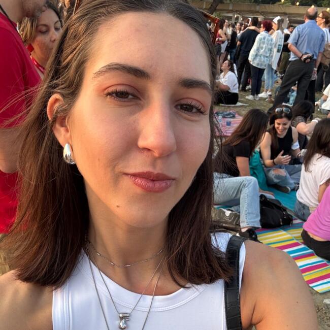 Babysitter in Thessaloniki: Φωτεινή