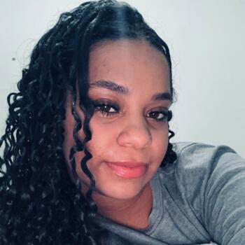 Babysitter in Uberlândia: Nathally