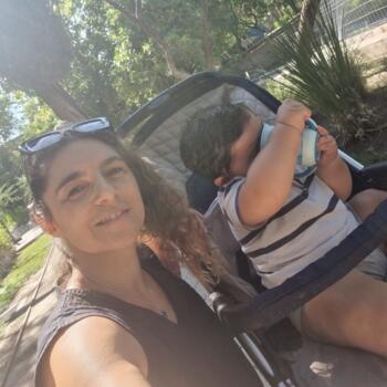 Trabajo de cuidador en Córdoba: trabajo para niñera Natalia