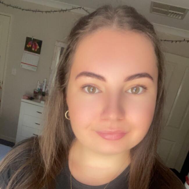 Babysitter in Perth: Kayla