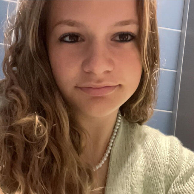 Babysitter in Oud Gastel: Elin