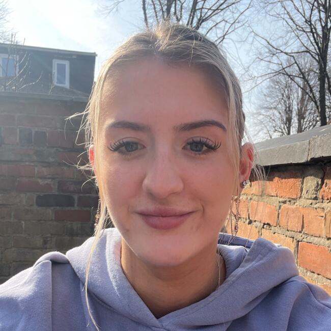 Babysitter in Surbiton: Darcey