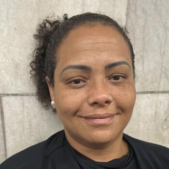 Babysitter Magé: Liliane Gomes Peralva