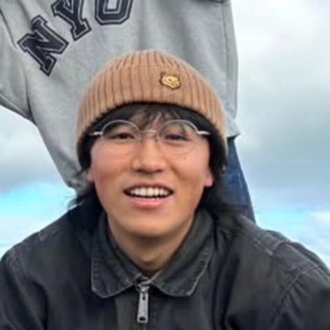 Babysitter in Auckland: Tomoya