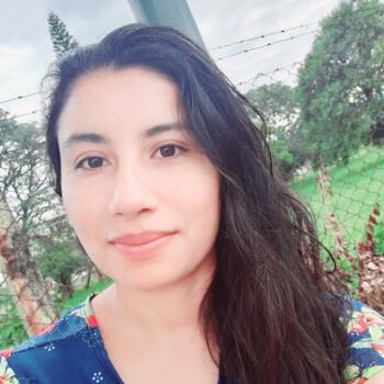 Babá em Itajaí: Paola