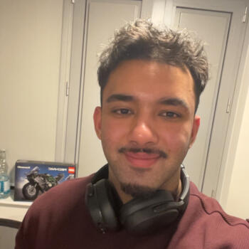 Babysitter in Guildford: Raza