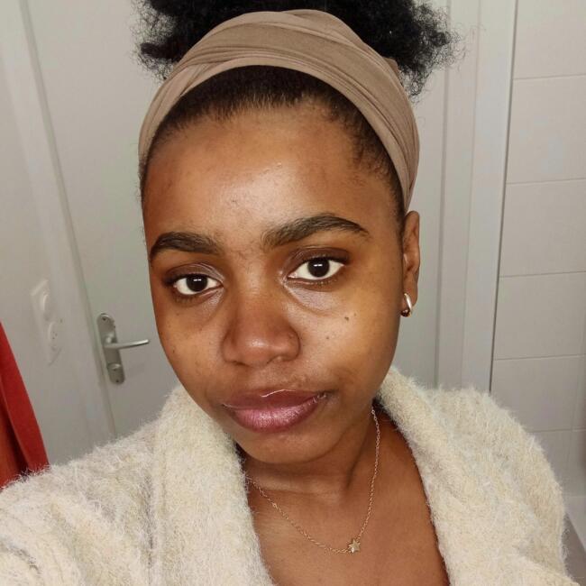 Babysitter in Oullins: Mbechezi ali hamza