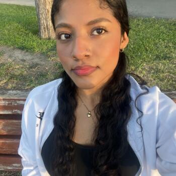 Babysitter in Pesquería: Laudet