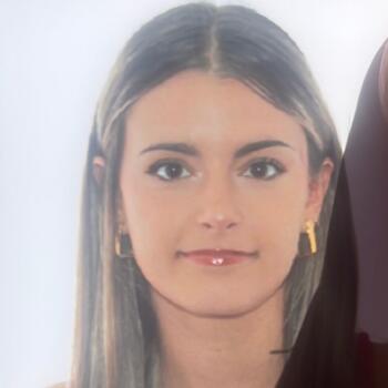 Babysitter in Woluwe-Saint-Lambert: Malena