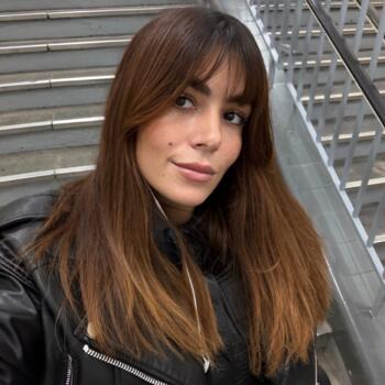 Babysitter in Paris: Andreia