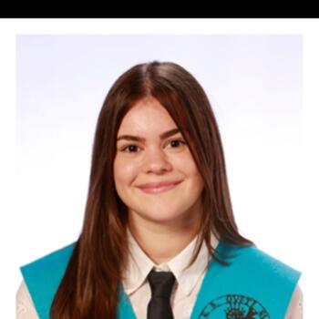 Babysitter in Burgos: Lucía