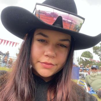 Babysitter in Canberra: Skye