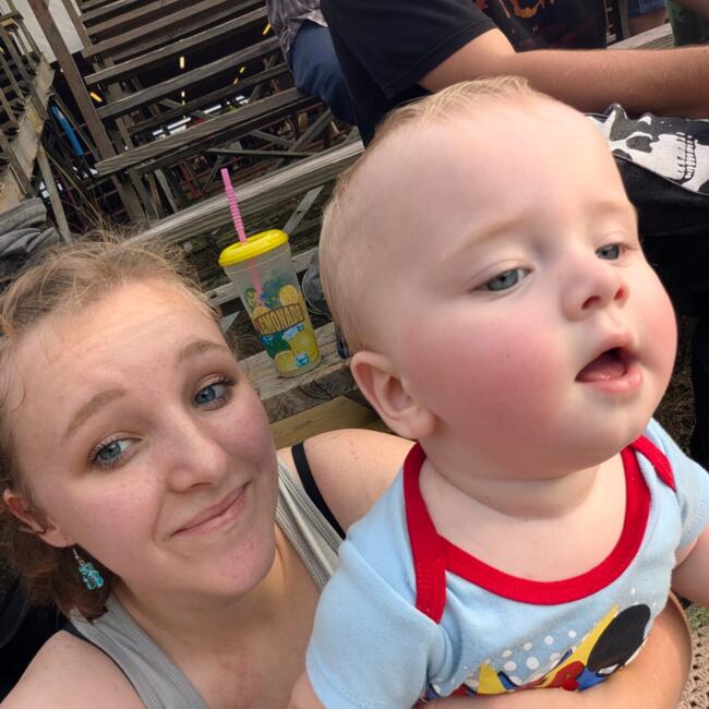 Babysitter in Bassett: Shelby