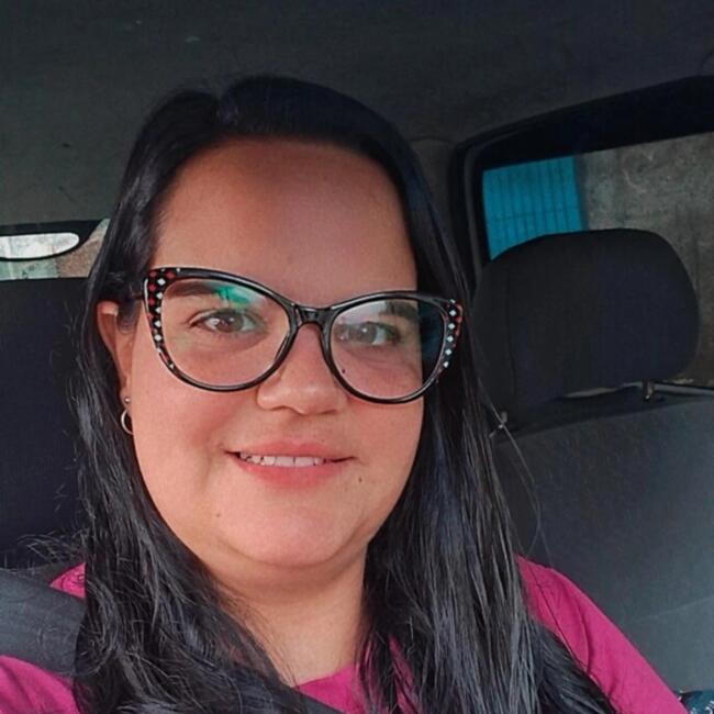 Babá em Osasco: Renata