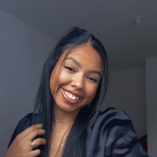 Babá em Lago Norte: Leticia