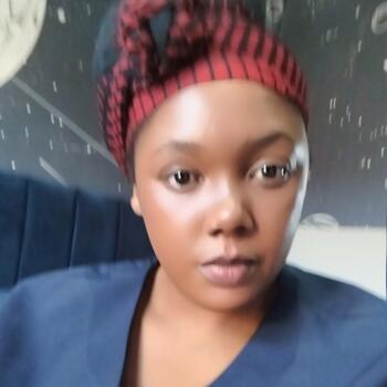 Babysitter in Randburg: Primrose