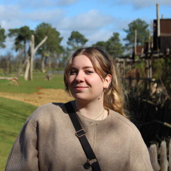 Babysitter in Meslay-du-Maine: Maia