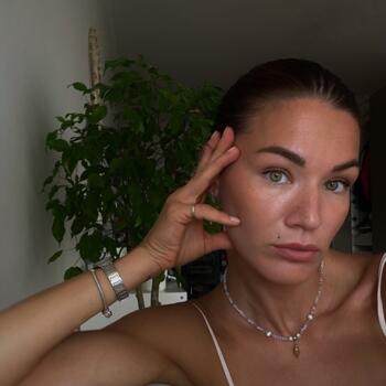 Parent Alcabideche: Valeriya
