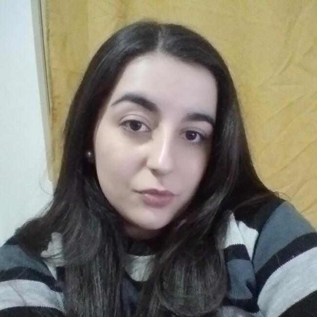 Babysitter in Rosario: Lucia