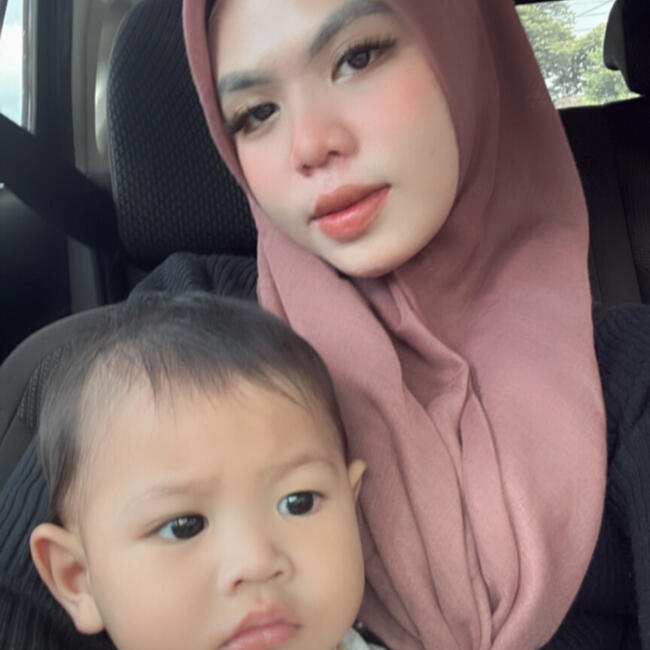 Babysitting job in Kuantan: Ain