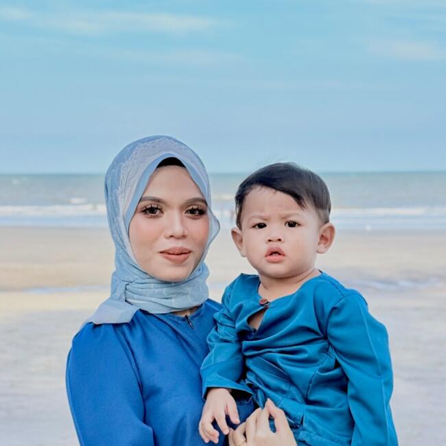 Babysitting job in Kuantan: Ain