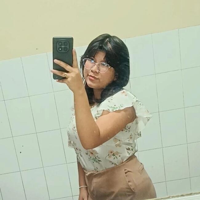 Babysitter in Cativá: Loriany Flores