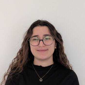 Babysitter in Lognes: Sihem