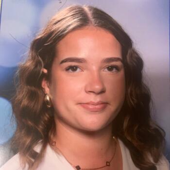 Baby-sitter Villers-Bocage (Hauts-de-France): Eloïse