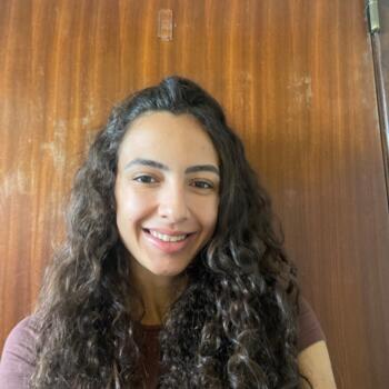 Babysitter em Palmela: Rania