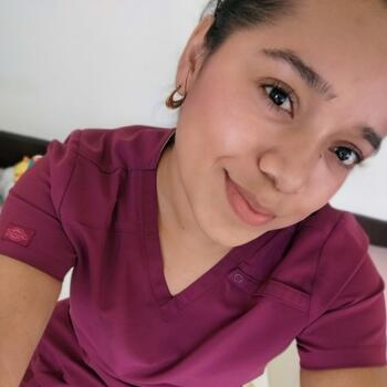 Niñera en Granada: Dayanara