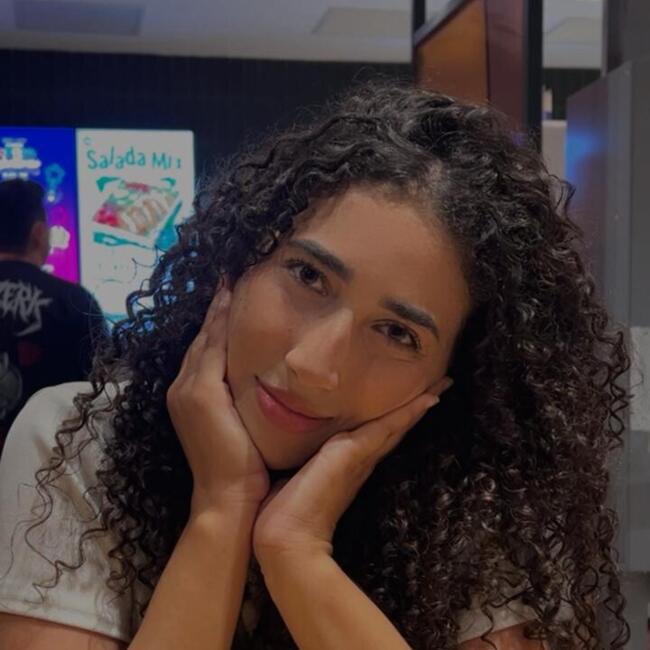 Babysitter in Contagem: Rayane