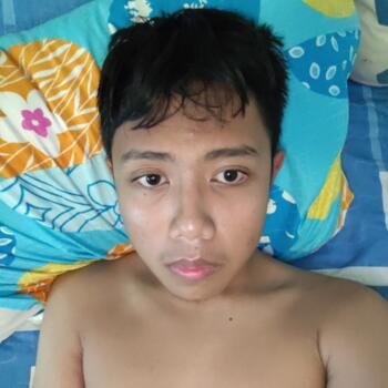 Babysitter in Malacca: Anis