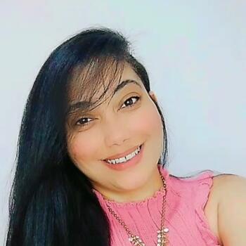 Babysitter in San Salvador: Flavia