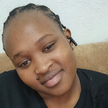 Babysitter in Riyadh: Davin