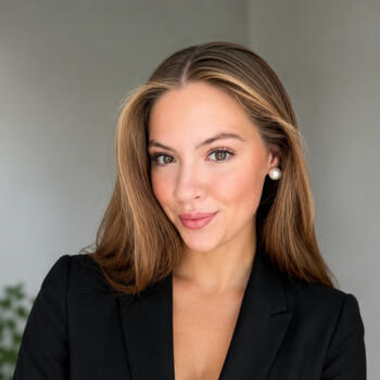 Babysitter in Vienna: Tess Olivia