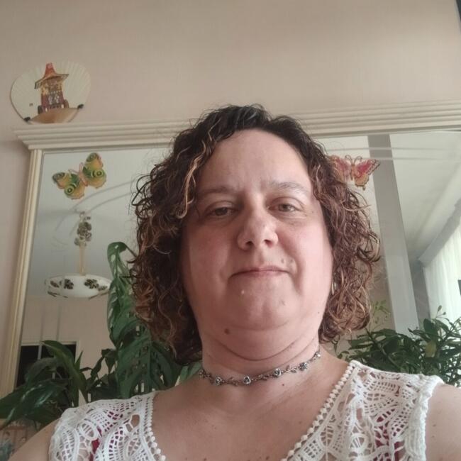 Babysitter in Chartres: Karine