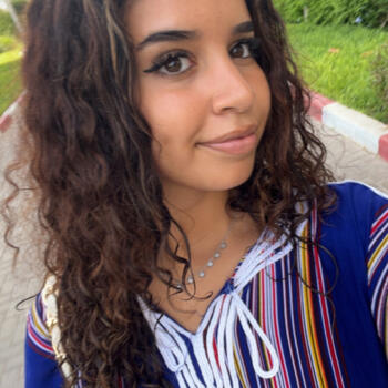 Babysitter in Dubai: Rania
