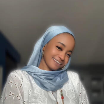 Babysitter Plaisir: Fatima