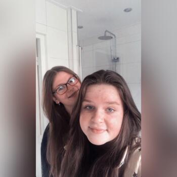 Oppas in Uden: Ilse en Larissa